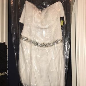 Short White Strapless Party Dress